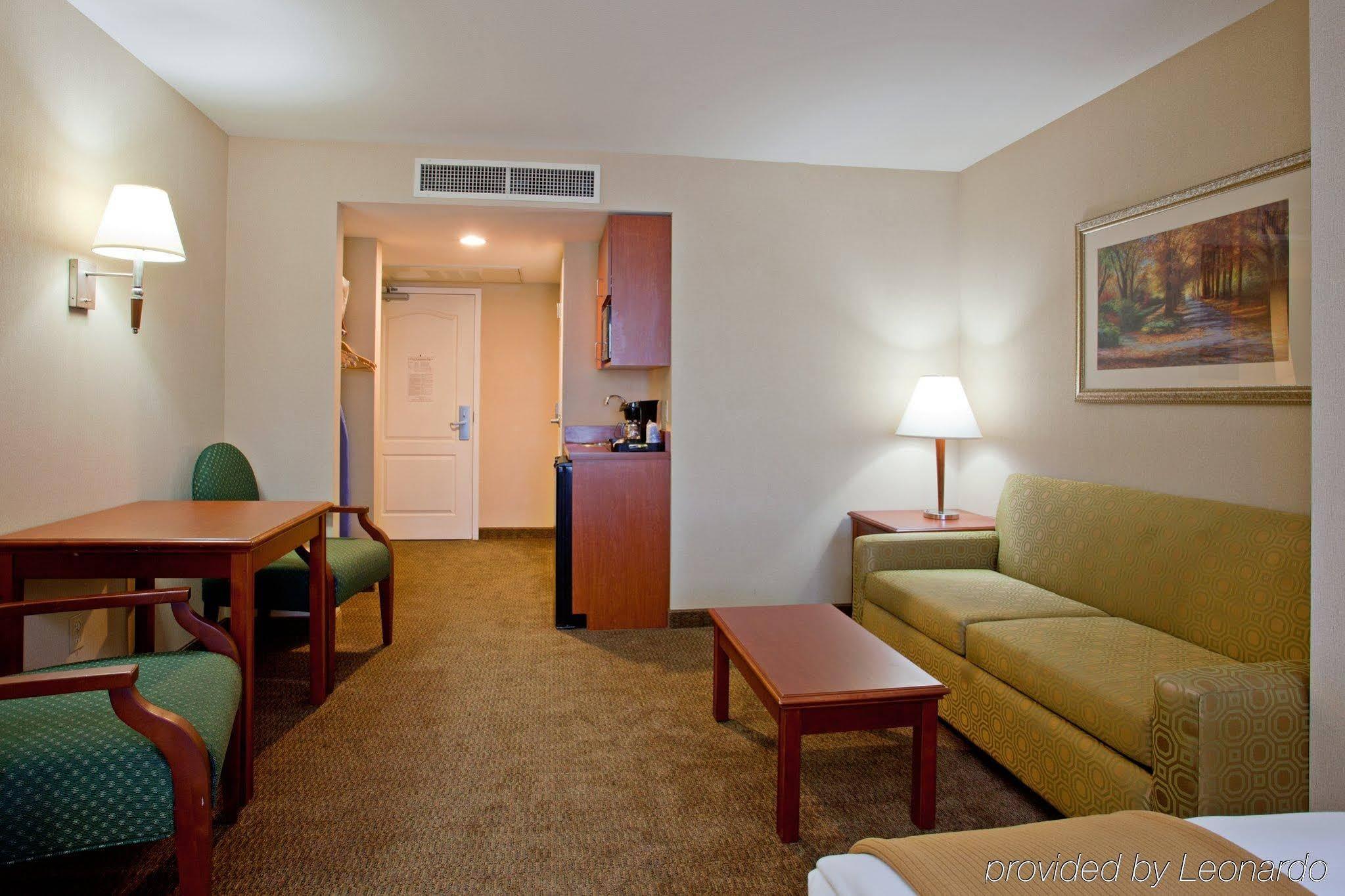 Best Western Valencia/Six Flags Inn & Suites Санта-Кларіта Екстер'єр фото