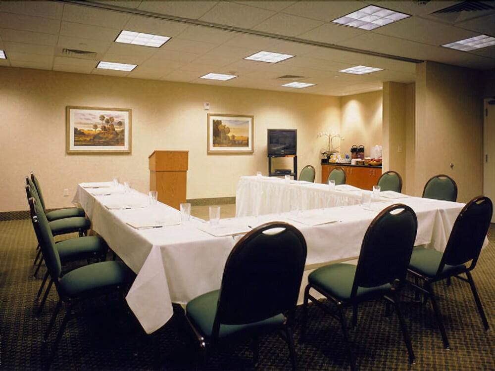 Best Western Valencia/Six Flags Inn & Suites Санта-Кларіта Екстер'єр фото