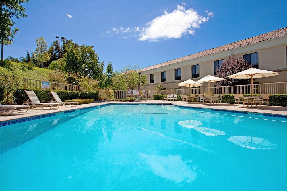 Best Western Valencia/Six Flags Inn & Suites Санта-Кларіта Екстер'єр фото