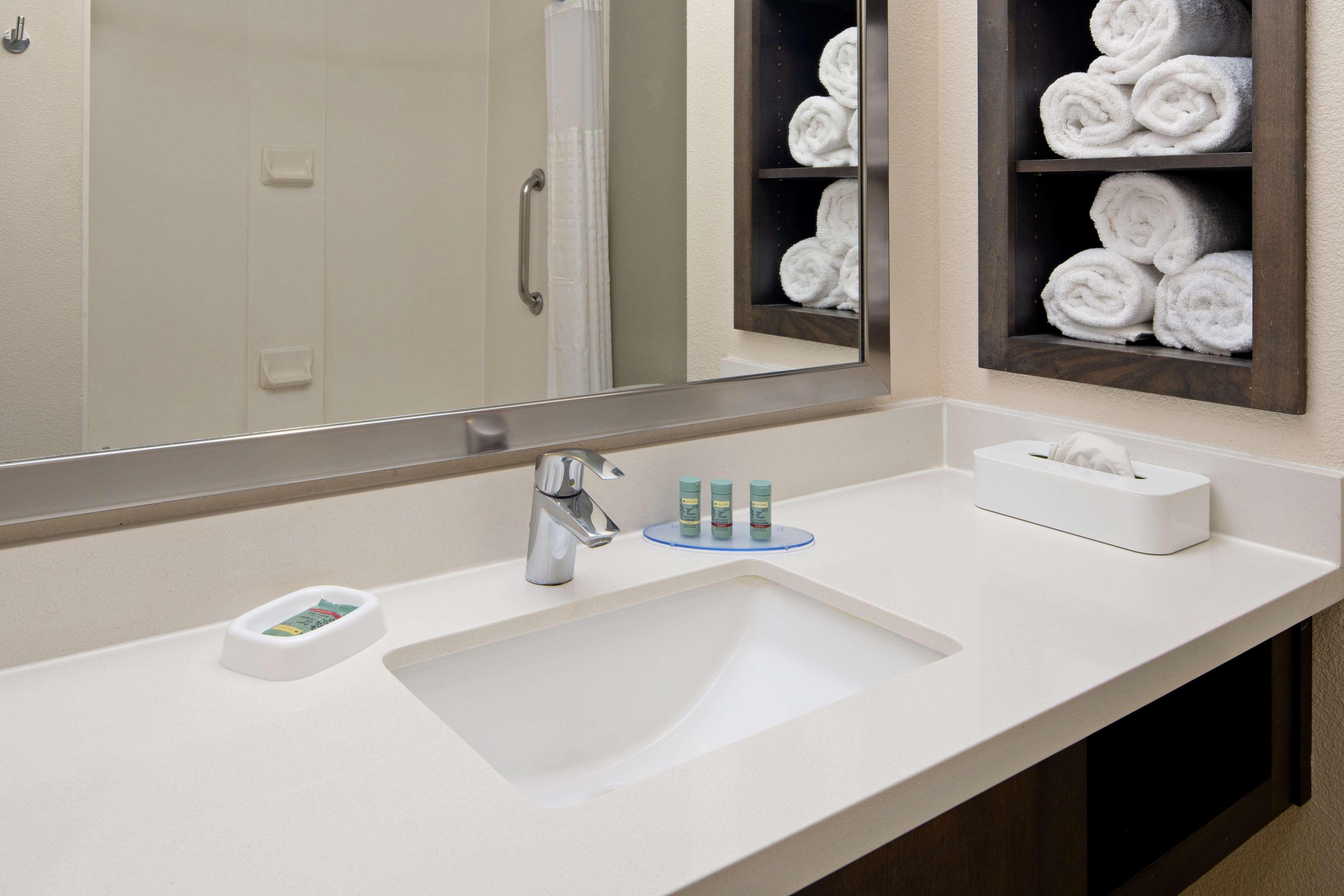 Best Western Valencia/Six Flags Inn & Suites Санта-Кларіта Екстер'єр фото