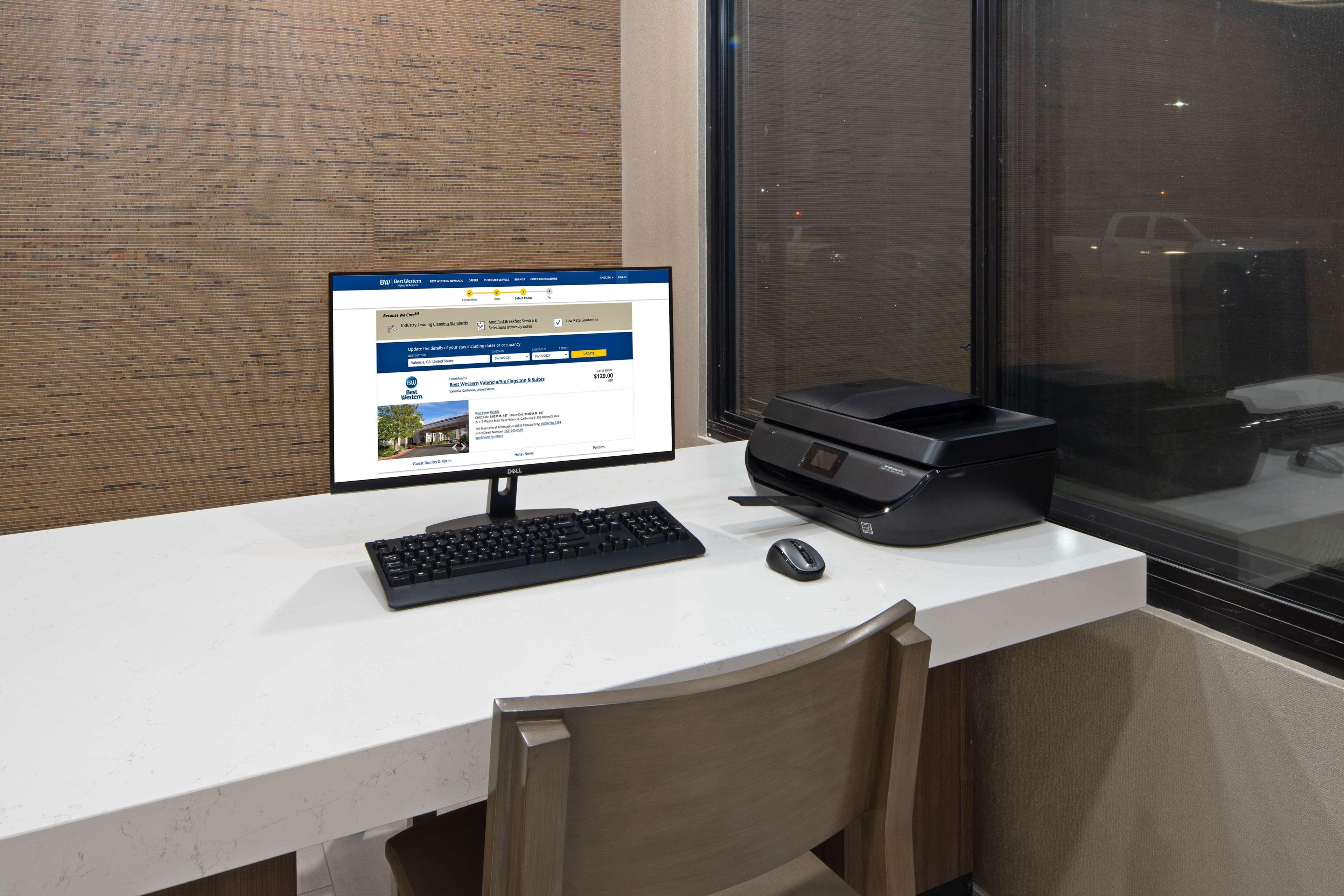 Best Western Valencia/Six Flags Inn & Suites Санта-Кларіта Екстер'єр фото